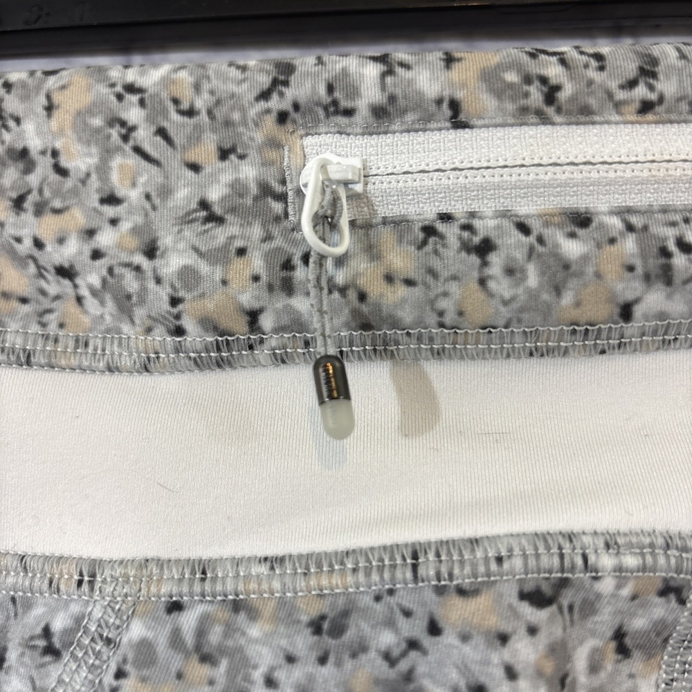 Lululemon Size 2 Leggings Run Inspire Crop II Gray Speckle 22"‎ Inseam - Picture 6 of 8